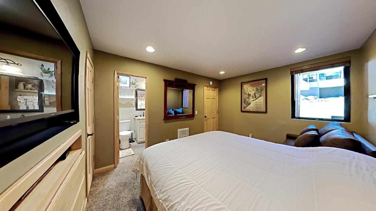 Lakeview 826 #532 Apartamento